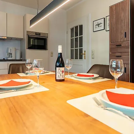 13 Eden Вилла *